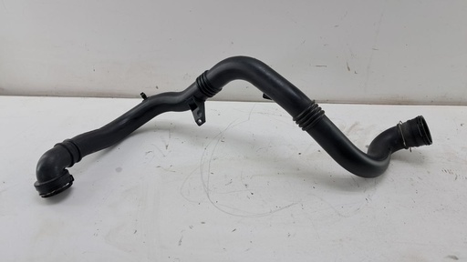 [13374655] Патрубок Opel Astra J 2009-2015 13374655