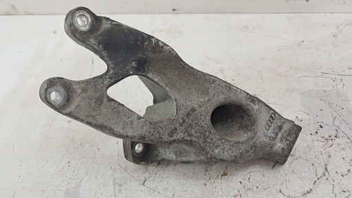 [8K0199307BE] Кронштейн двигателя  Audi A4 2.0 TDI 2009 8K0199307BE