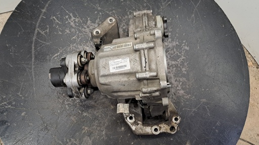 [7505374] Роздавальна коробка BMW 3 F30 F35 F31 2012 7505374