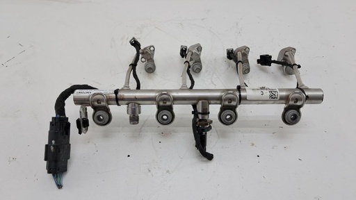 [12672583] Паливна рампа Opel Astra K Sports Tourer B16 1.4 Turbo 2016 12672583