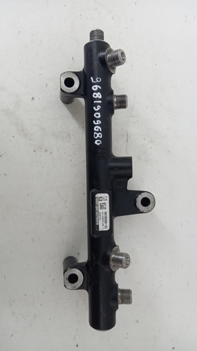 [9681909680] Паливна рампа Ford S-Max Peugeot 5008 Ford S-Max 2.0 9681909680