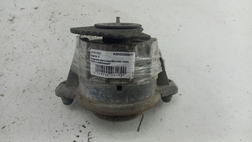 [A2042400917] Подушка двигуна Mercedes W204 2010 A2042400917