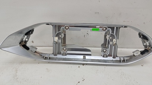 [98075499VV] Накладка панели приборов Peugeot 308 2014-2017 98075499VV