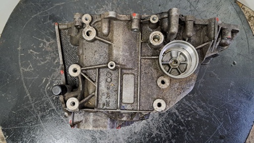 [02E301103G] Корпус коробки Audi A3 8V 2.0 TDI DQ250 2010 02E301103G