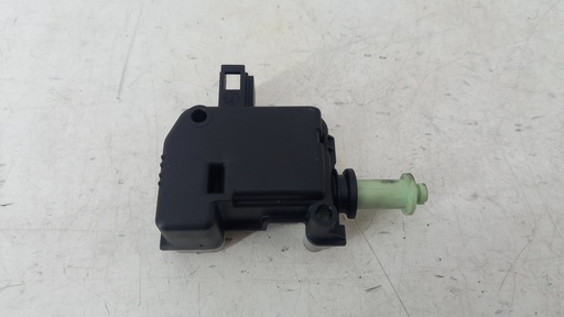 [86113136] Привод лючка бака Volvo XC60 2016 86113136