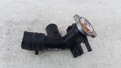 [R423ATBFA] Фланец системы охлаждения Kia Ceed 1.4 1.6 CRDI 2009  R423ATBFA