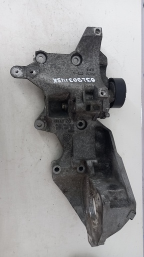 [03L903143K] Кронштейн генератора Skoda Superb 1.6 TDI 2009-2013  03L903143K