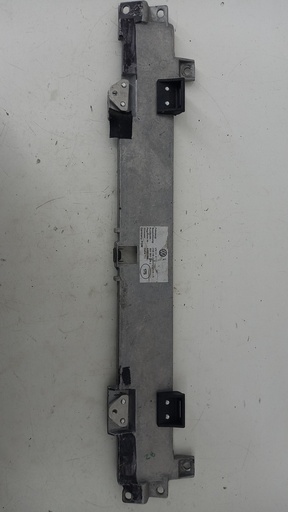 [3D1853588B] Накладка кронштейн Volkswagen Phaeon 3.0 TDI 2012  3D1853588B