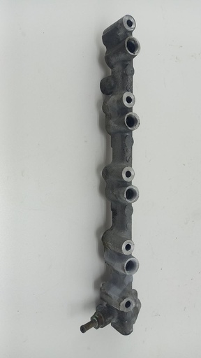 [2380728024] Топливная рампа Toyota Avensis t25 2.0 2003-2009 гг 2380728024