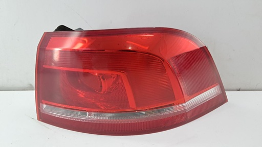 [3AF945096C] Ліхтар задній правий Volkswagen Passat B7 Combi 2013 3AF945096C