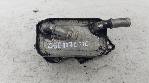 [06E117021C] Радіатор масляний Audi A6 C6 A5 3.2 FSI 2010 06E117021C