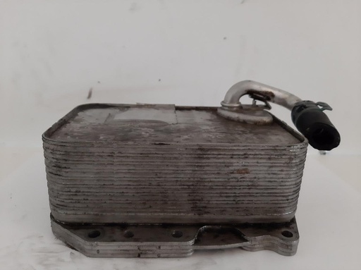 [059117015K] Радиатор масляный Audi A6 C7 3.0 TDI 2015 гг 059117015K