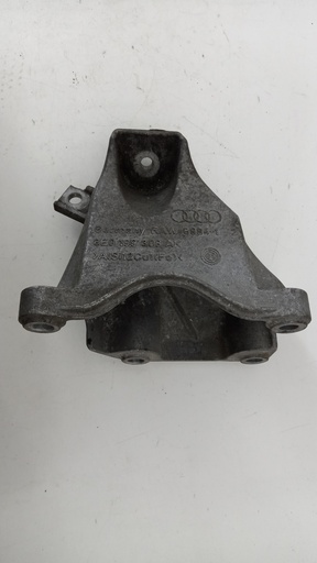 [8E0199308AK] Кронштейн двигателя правый Audi A4 B7 3.0 TDI 2004-2007  8E0199308AK
