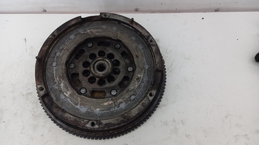 [06E105266T] Маховик двигателя Audi A6 C6 2.4 2004-2011 гг 06E105266T