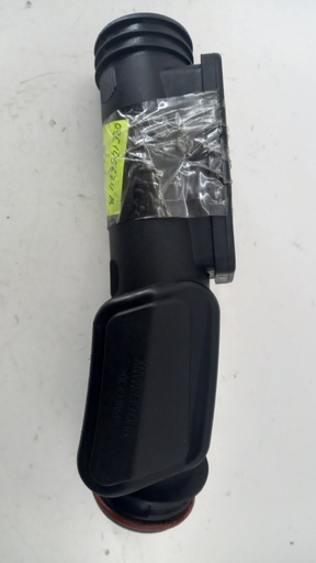 [03C145674B] Патрубок интеркулера Volkswagen Tiguan Passat CC 1.4 TSI 03C145674B