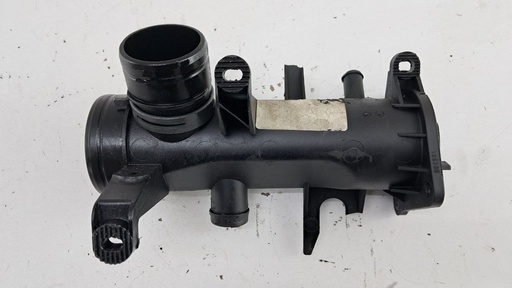 [03C129617E] Воздуховод Volkswagen Passat B6 1.4 TSI 2009 гг 03C129617E