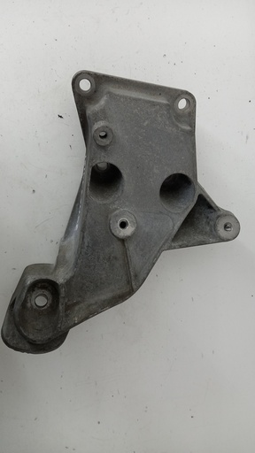 [22116774181] Кронштейн двигуна лівий BMW 5 E60 E61 22116774181