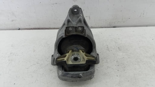 [8W0199372CD] Подушка двигуна права Audi A4 B9 1.4 TFSI 2016 8W0199372CD