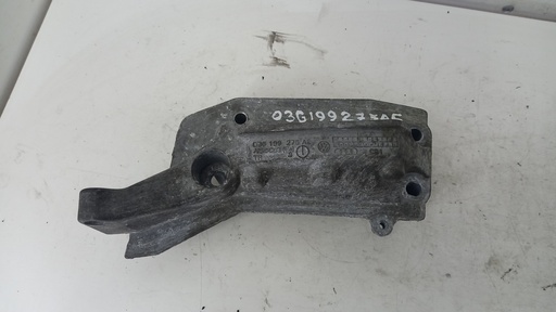 [036199275AE] Кронштейн двигуна правий Volkswagen Golf 6 2013 рр 036199275AE