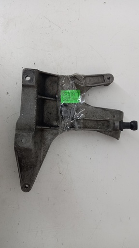 [03G131159B] Кронштейн двигателя Audi A6 C6 A4 B7 2.0 TDI 2008  03G131159B