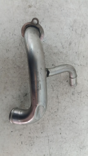 [EK3014957] Патрубок радиатора BMW 3 E90 E91 2.0D 2008 гг EK3014957