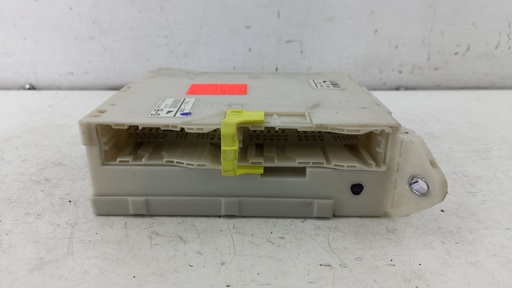 [8273053050] Блок комфорта Toyota Lexus IS-250 2005-2013 8273053050