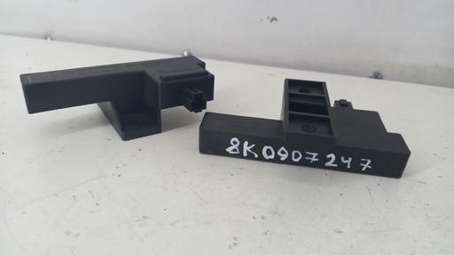 [8K0907247] Усилитель антенны Audi A6 C7 Q5 2015 8K0907247