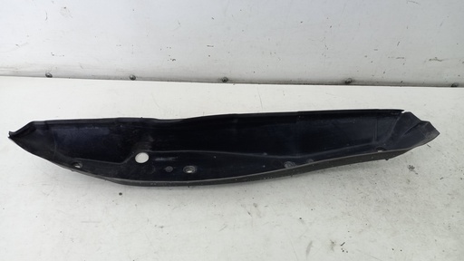 [A2048890125] Ущільнювач крила Mercedes C-Klass W204 2010 A2048890125