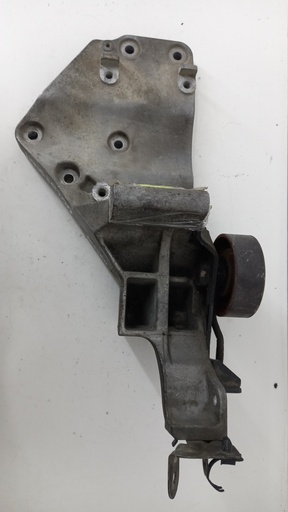 [11910EB300] Кронштейн компрессора Nissan Navara 2.5 dCI 2005-2015  11910EB300