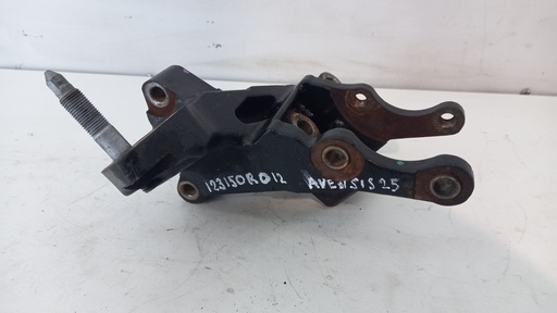 [123150R012] Кронштейн двигателя правый Toyota Avensis 2.0 D 2003-2008  123150R012