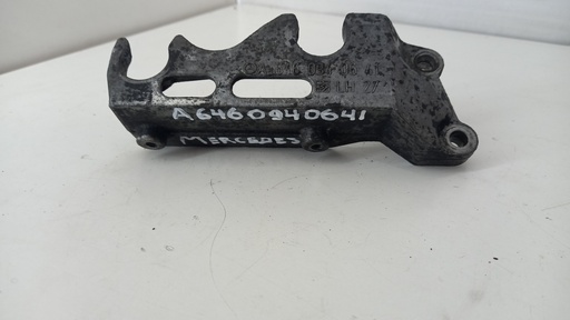 [A6460940641] Кронштейн двигуна Mercedes W203 2.2 CDI 2002-2009 рр. A6460940641