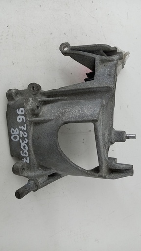 [9672309780] Кронштейн Peugeot Citroen 1.4 1.6 HDI 9672309780