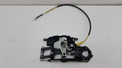 [X3718722714] Кронштейн ручки двери BMW F10 F11 2010-2017  X3718722714