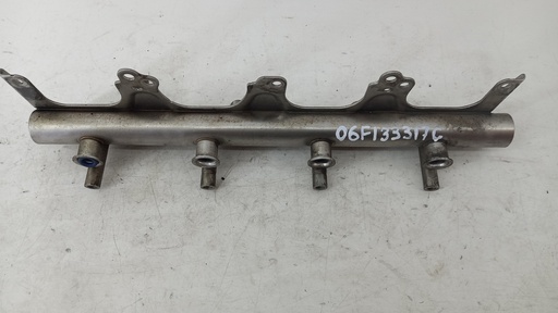 [06F133317C] Паливна рампа Volkswagen Golf V 2.0 TFSI 2009 рр 06F133317C