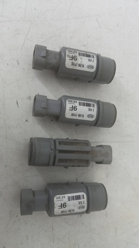 [957001P500] Автомобільні парктроніки Kia Venga 1.4 2009 957001P500