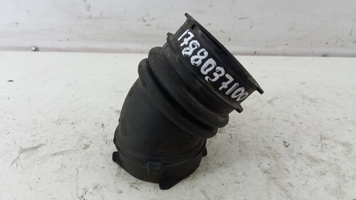 [1788037100] Патрубок воздушный Toyota Prius 1.8 16V 2011 гг 1788037100