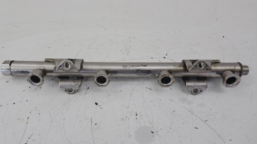 [04E133320D] Топливная рампа Volkswagen Golf 6 1.4 TSI 16V 2008-2013 гг 04E133320D