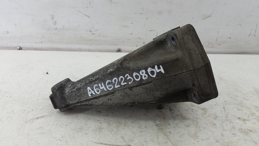 [A6462230804] Кронштейн двигуна Mercedes Vito 639 2.2 CDI 2009 рр. A6462230804