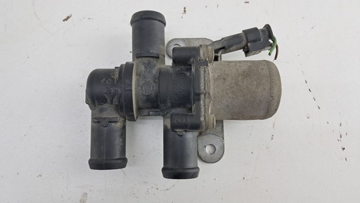 [5Q0906457C] Водяный насос Volkswagen Passat B8 1.4 TSI 2015  5Q0906457C