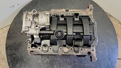 [DFH] Пенек двигуна у зборі Volkswagen Skoda 2.0 TDI 2016 03N023C DFH