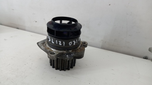 [03L121031B] Водяный насос Skoda Octavia A5 2008-2013  03L121031B