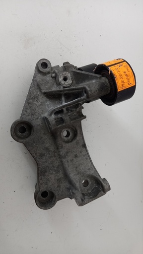 [117102017R] Кронштейн генератора Renault Megane 1.6dCi 2009-2016 рр. 117102017R