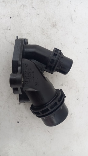 [7800048] Фланец системы охлаждения BMW E60 E90 E91 N47 2012  7800048