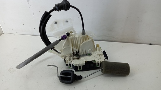 [A2047202735] Замок двери передней левой Mercedes CLS C218 A2047202735