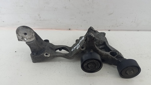 [03H260089B] Кронштейн генератора Volkswagen Passat B6 CC 3.6 2012 рр 03H260089B