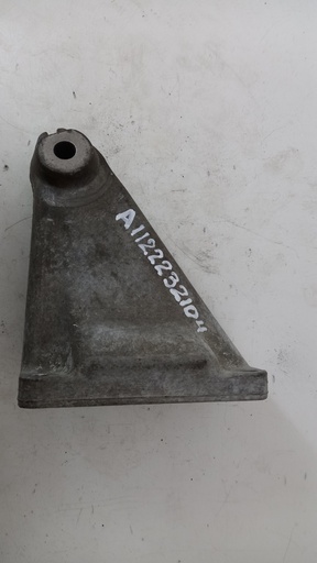 [A1122232104] Кронштейн двигателя правый Mercedes W211 W203 3.2 A1122232104