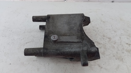 [A6460780161] Кронштейн двигателя Mercedes Vito W639 2.2 CDI 2009  A6460780161