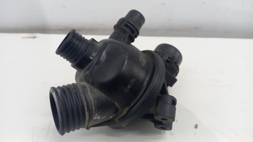 [7552403] Корпус термостата BMW E82 E90 2.0 2012 рр. 7552403