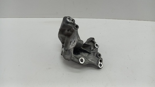 [9812038180] Кронштейн компрессора Citroen C3 1.2L 2016  9812038180