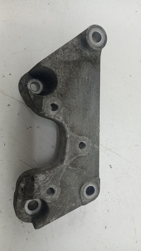 [9487138] Кронштейн КПП Volvo S60 V70 1.6 2010  9487138